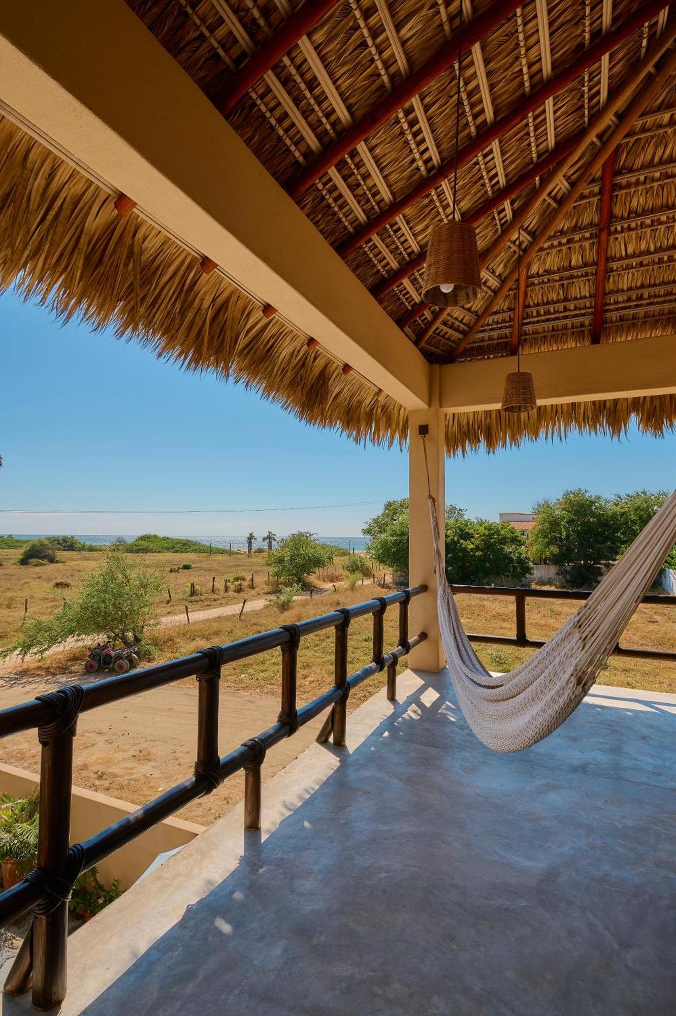 Lya Beach House Santa Maria Colotepec Exterior photo