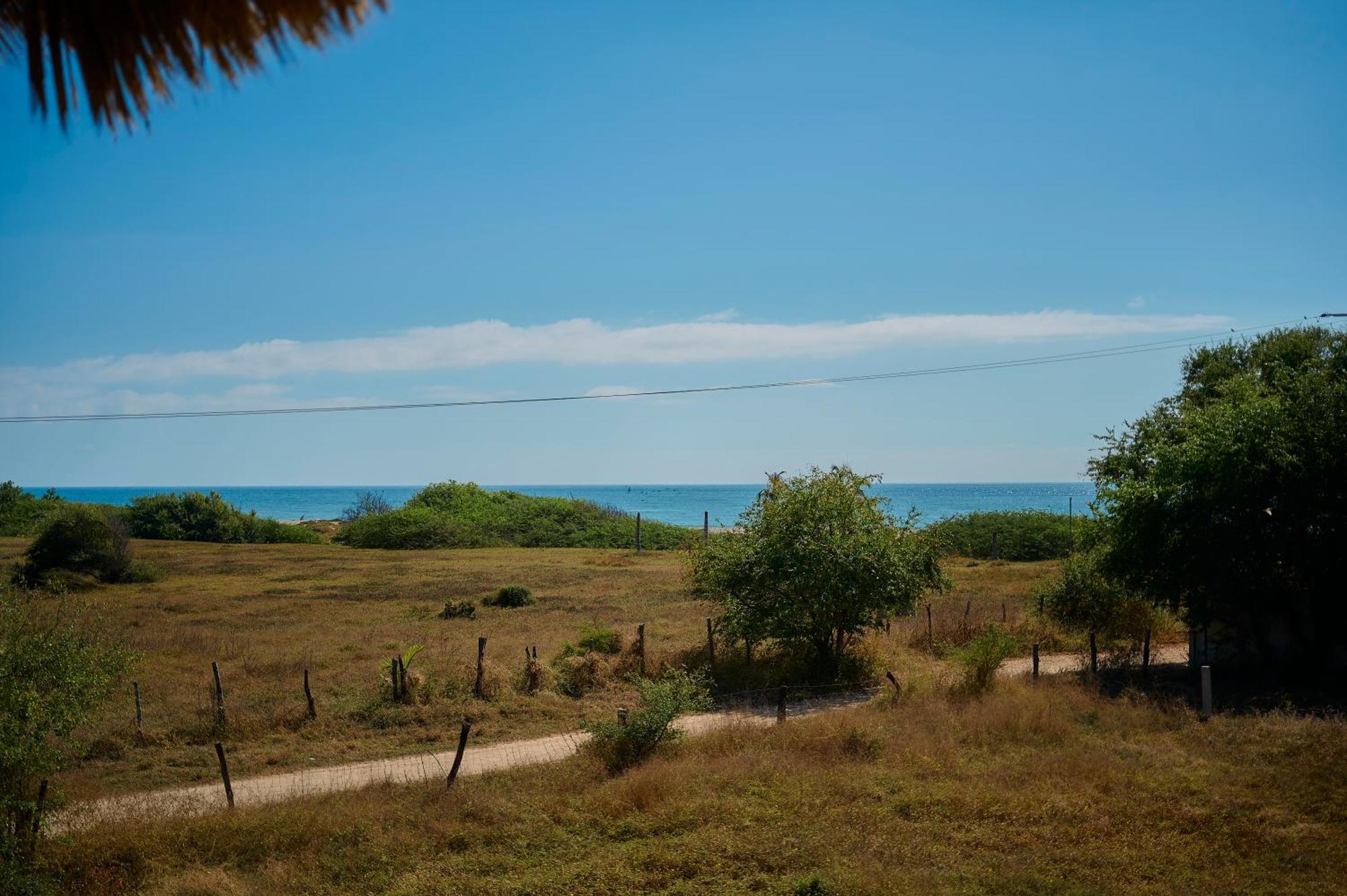 Lya Beach House Santa Maria Colotepec Exterior photo